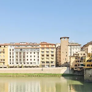 https://ponte-vecchio-escape-suite.it-tuscanyhotel.com